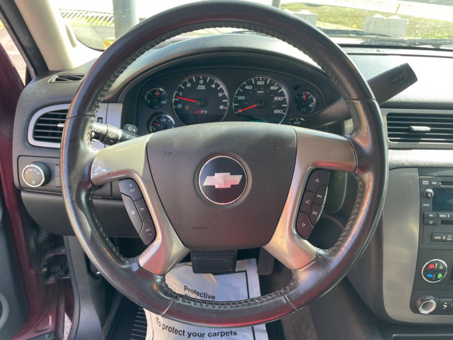 2008 Maroon Chevrolet Suburban 1500 (3GNFK16348G) with an V8, 5.3 Liter engine, Automatic, 4-Spd w/Overdrive transmission, located at 8008 Warden Rd, Sherwood, AR, 72120, (501) 801-6100, 34.830078, -92.186684 - Photo#16